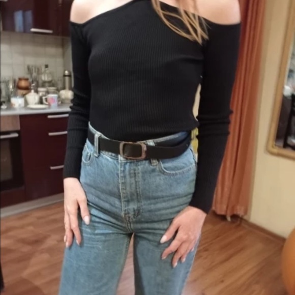 🆕 Minimalist Cutout Sweater knit blouse people cocktail top free Black top - Picture 3 of 4